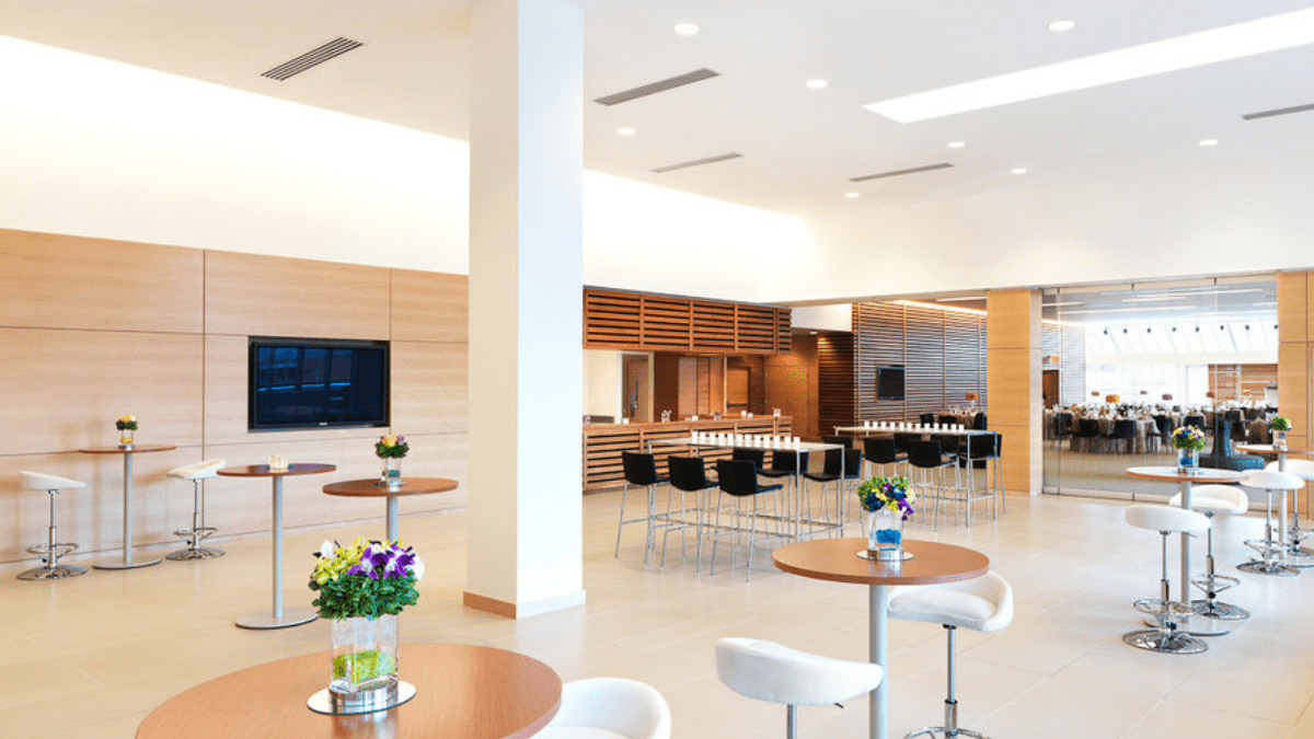 Prologue built-in bar